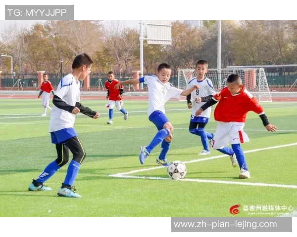 足球停戴的背后故事与影响探讨如何重塑球场文化与运动员形象